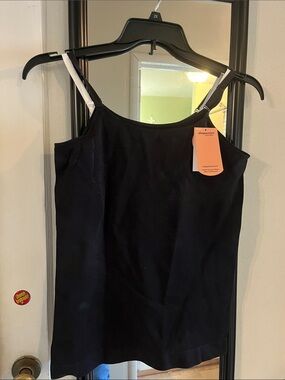 Plus Size Black Spaghetti Strap Camisole
White spaghetti strap camisole